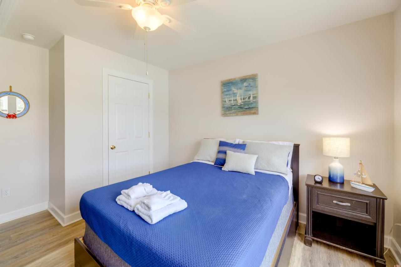 Coastal Emerald Isle Retreat With Deck And Grill! エクステリア 写真