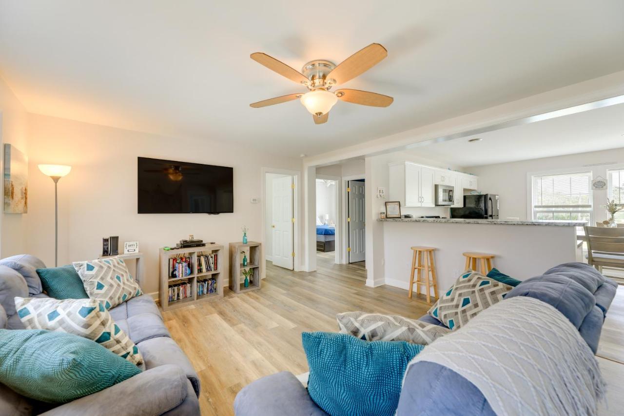 Coastal Emerald Isle Retreat With Deck And Grill! エクステリア 写真